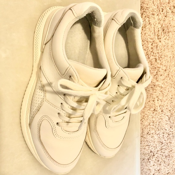 Tread By Everlane the Trainer Leather Sneakers - Picture 11 of 14
